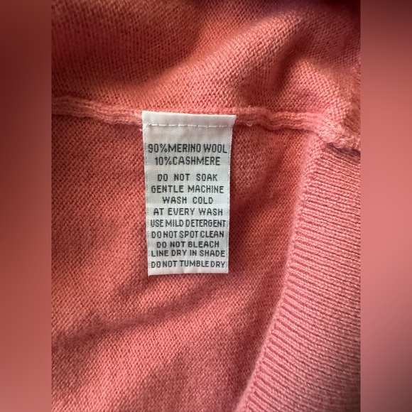 Rodd & Gunn Selwyn Merino Wool and Cashmere Blend Sweater - Picture 5 of 9